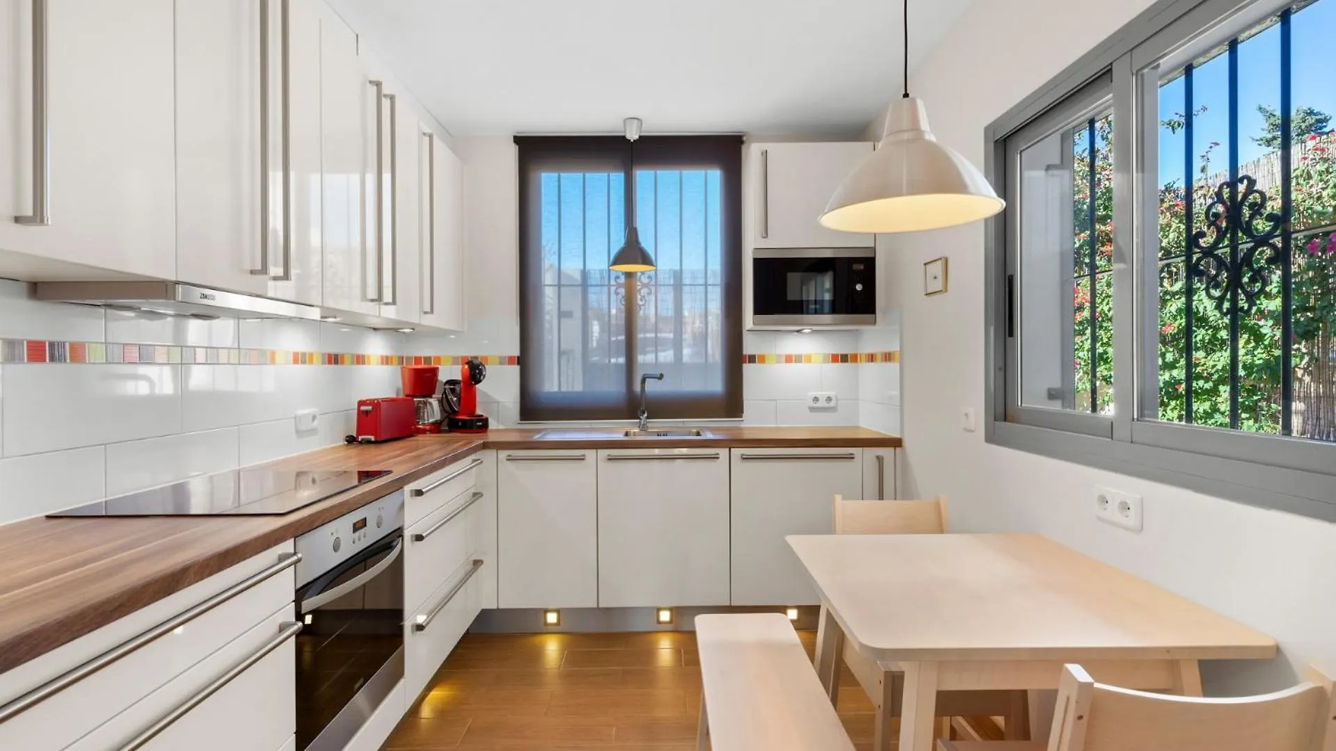 Stunning Townhouse With Pool, Gym And Seaviews By Costarentals - Ref 162 フエンヒロラ アパート