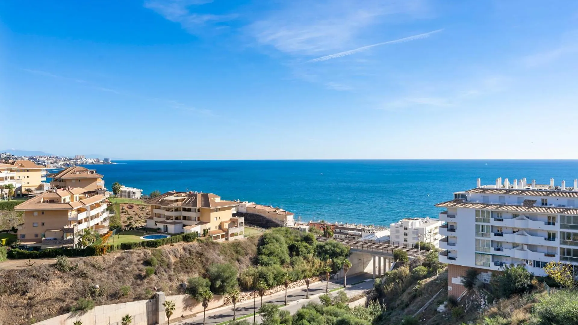 Stunning Townhouse With Pool, Gym And Seaviews By Costarentals - Ref 162 フエンヒロラ スペイン
