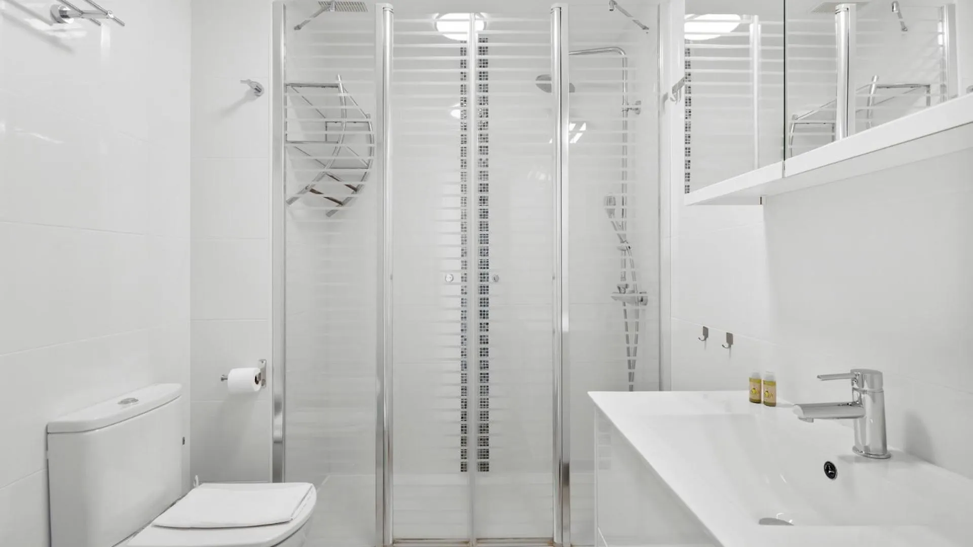 アパート Stunning Townhouse With Pool, Gym And Seaviews By Costarentals - Ref 162 フエンヒロラ